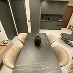Apartamento Aprilia Luxury Castória