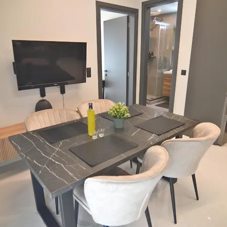 Appartamento Aprilia Luxury *