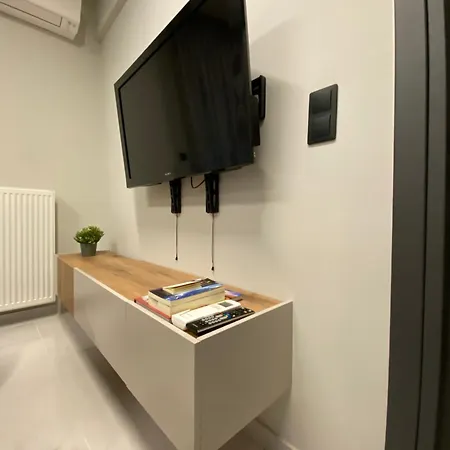 Apartamento Aprilia Luxury Castória