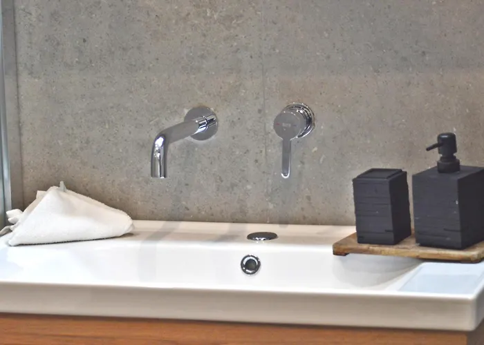 Aprilia Luxury Apartment *