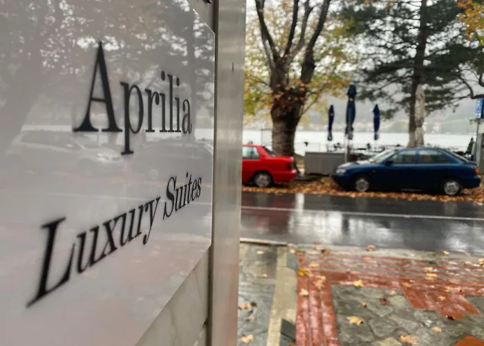 Aprilia Luxury Apartment *